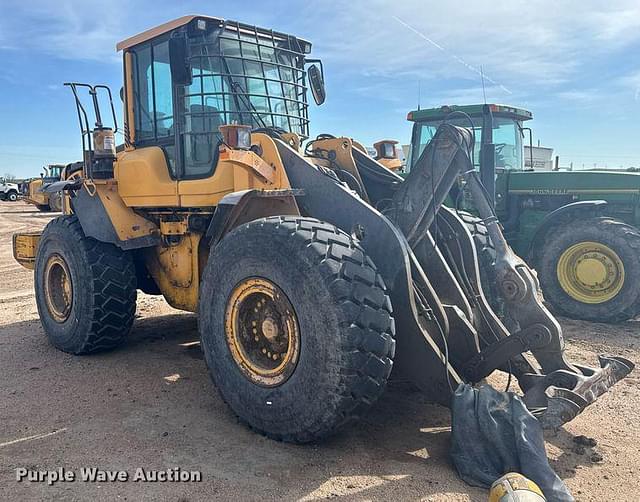 Image of Volvo L110F equipment image 2