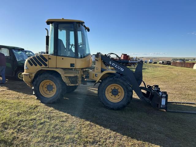 Image of Volvo L35B equipment image 3
