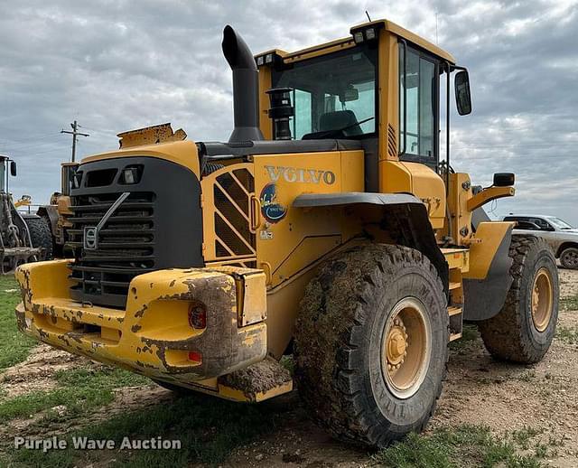 Image of Volvo L90F equipment image 4