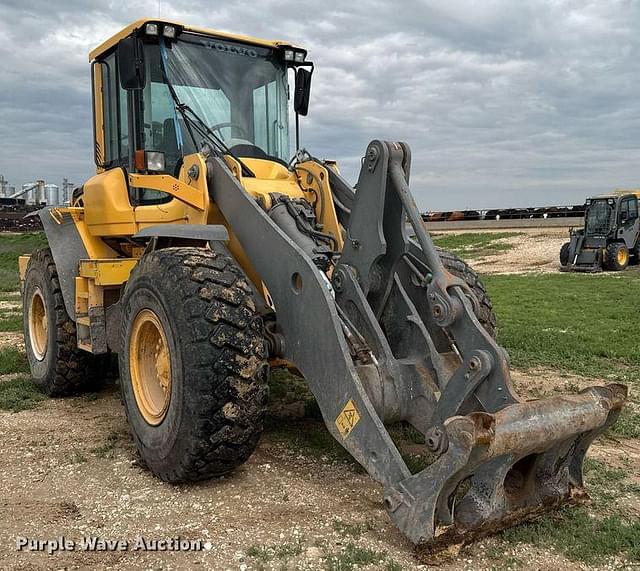 Image of Volvo L90F equipment image 2