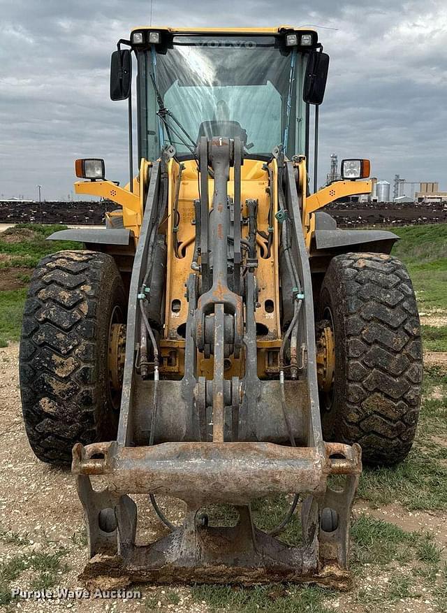 Image of Volvo L90F equipment image 1