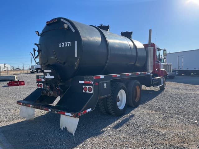 Image of Volvo VHD equipment image 4