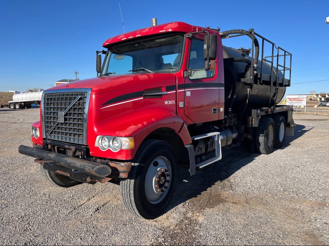 Image of Volvo VHD Primary image