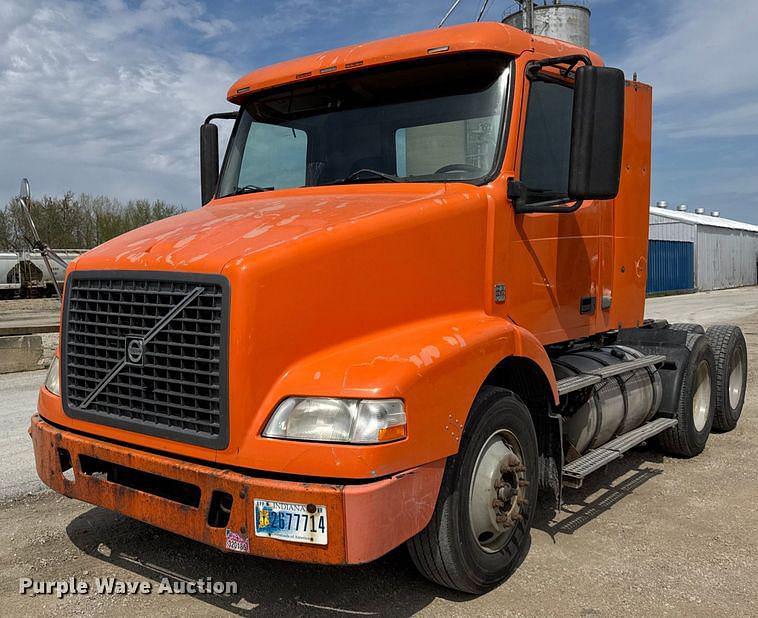 Image of Volvo VN Primary image
