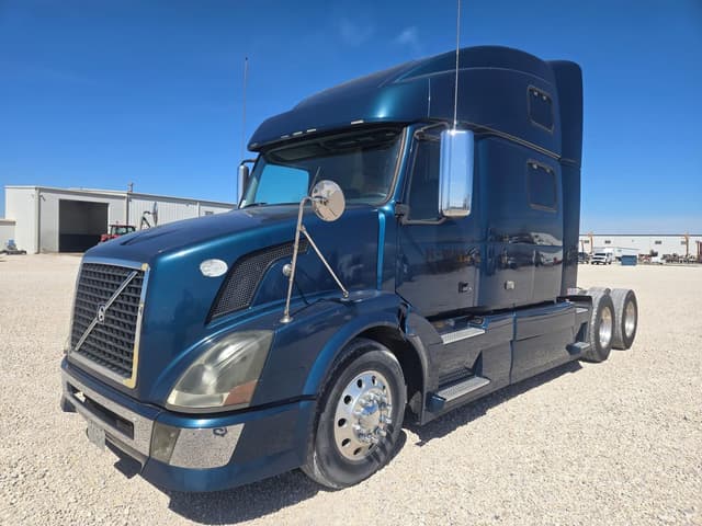 Image of Volvo VNL equipment image 1