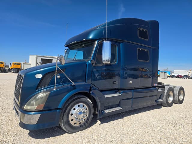 Image of Volvo VNL equipment image 2