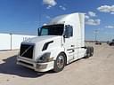 2009 Volvo VNL Image