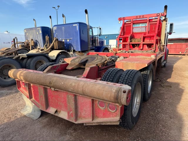 Image of Western Star 4900 equipment image 2