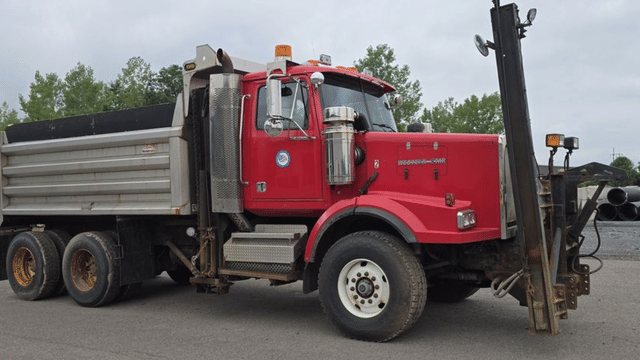 Image of Western Star 4900 equipment image 4