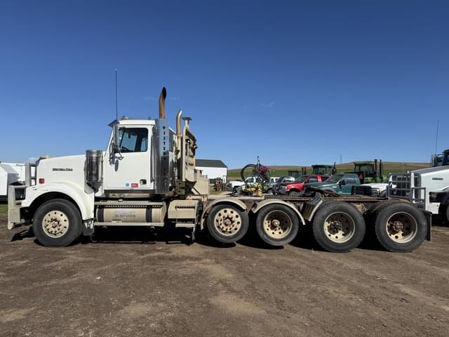 Image of Western Star 4900 equipment image 4