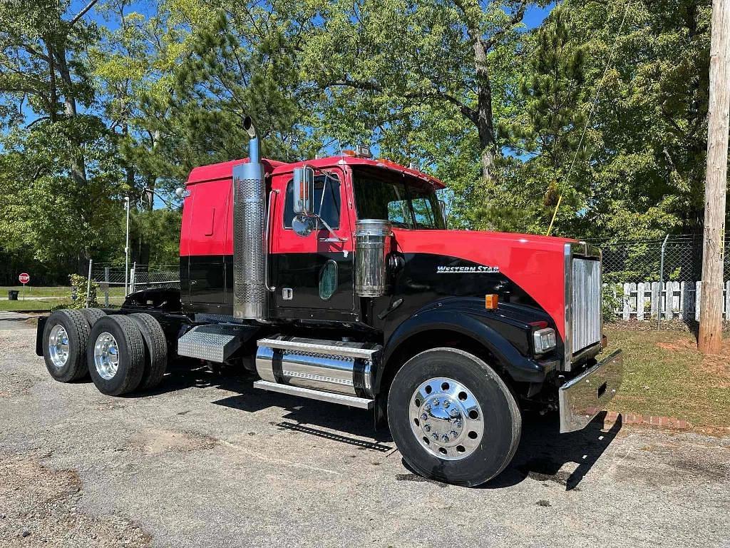 Image of Western Star 4900 Primary image