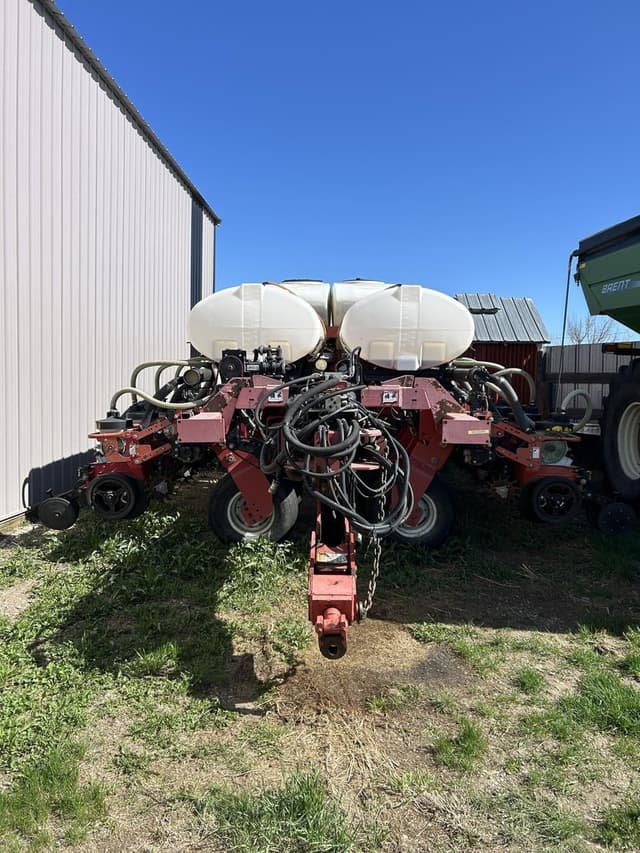 Image of White 8516 equipment image 1