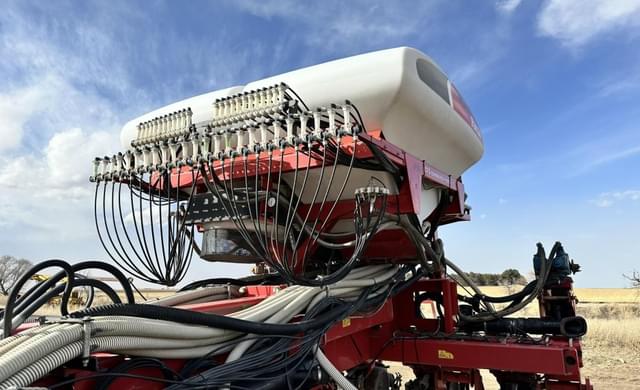 Image of White 8824 equipment image 2