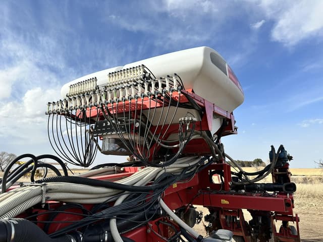 Image of White 8824 equipment image 2