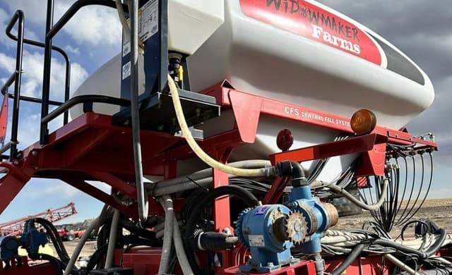 Image of White 8824 equipment image 4