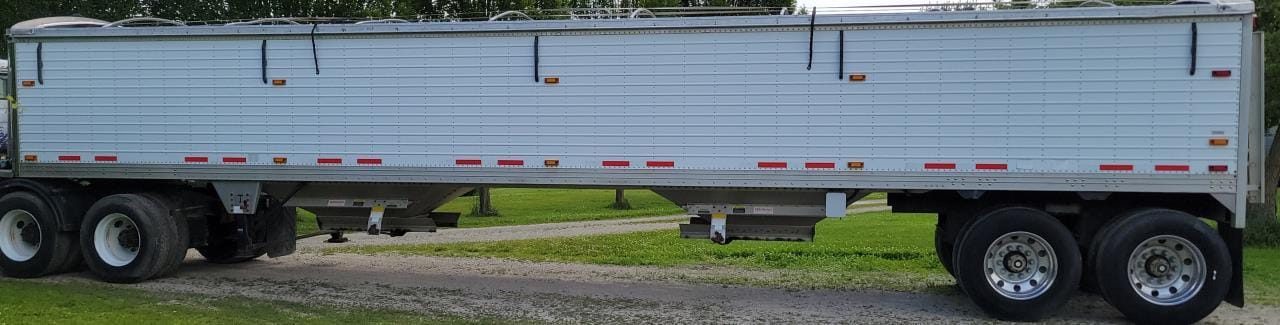 2010 Timpte Super Hopper Equipment Image0
