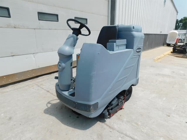 Image of Advance Adgressor 3820 equipment image 2