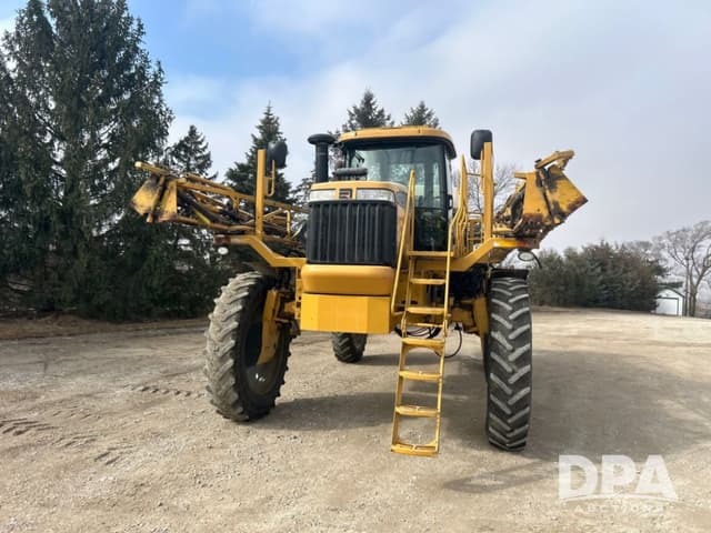 Image of Ag-Chem RoGator 984 equipment image 3
