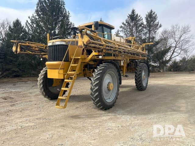 Image of Ag-Chem RoGator 984 equipment image 1