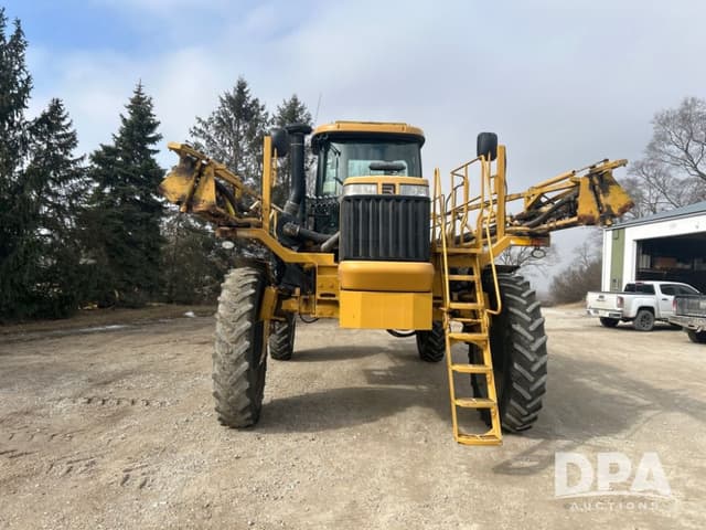 Image of Ag-Chem RoGator 984 equipment image 4
