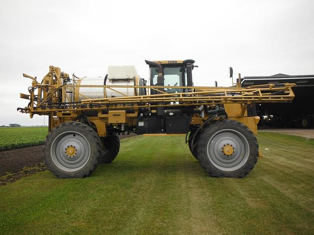 Image of Ag-Chem RoGator 1386 equipment image 3