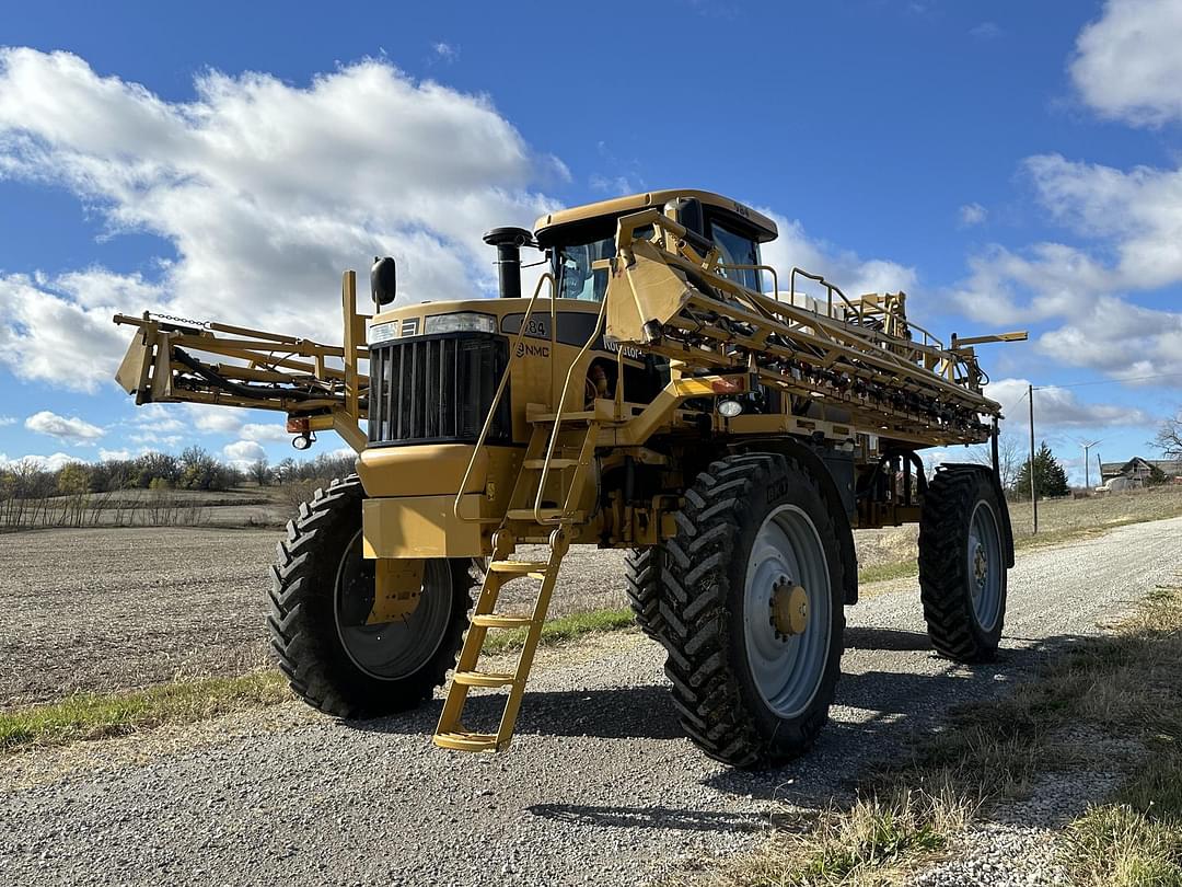 Image of Ag-Chem RoGator 984 Primary image