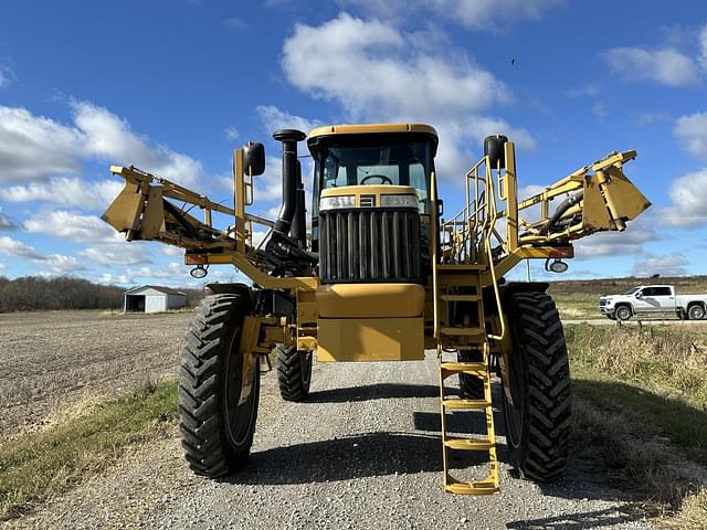 Image of Ag-Chem RoGator 984 equipment image 1