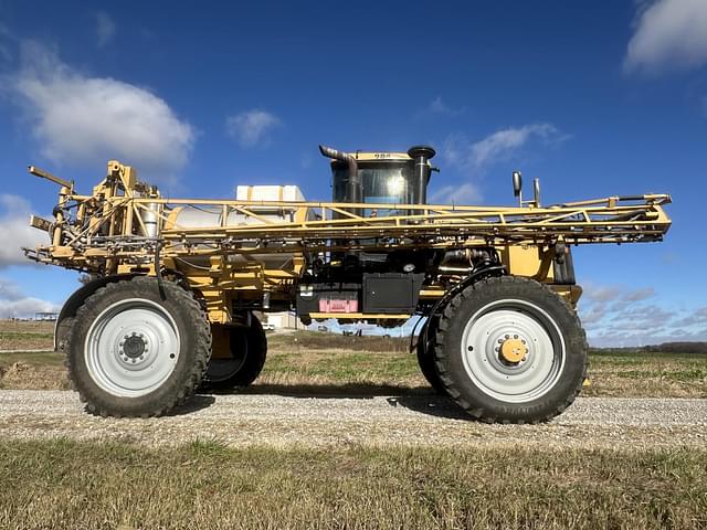 Image of Ag-Chem RoGator 984 equipment image 4