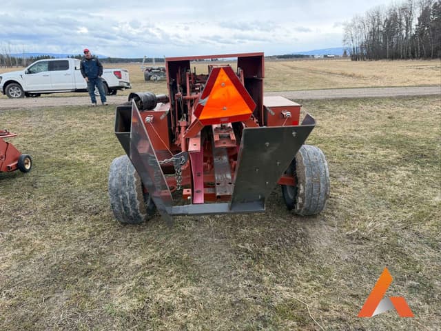 Image of AGCO Hesston 7115 equipment image 3