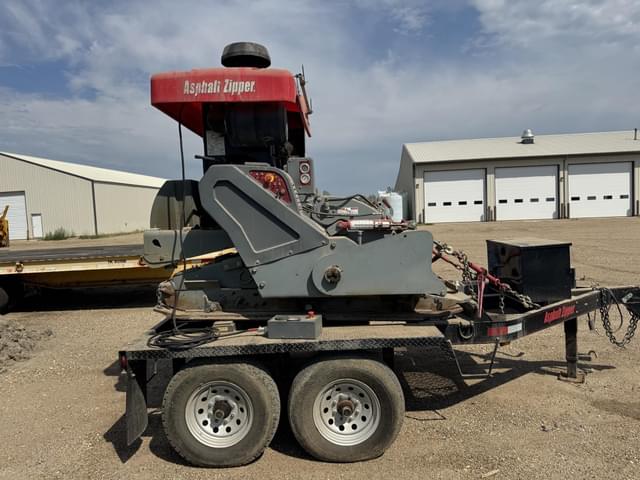 Image of Asphalt Zipper AZ-500B equipment image 4