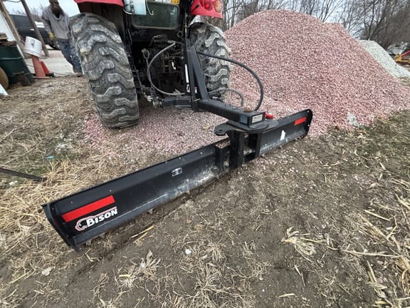 2010 Bison NVHA240 Equipment Image0