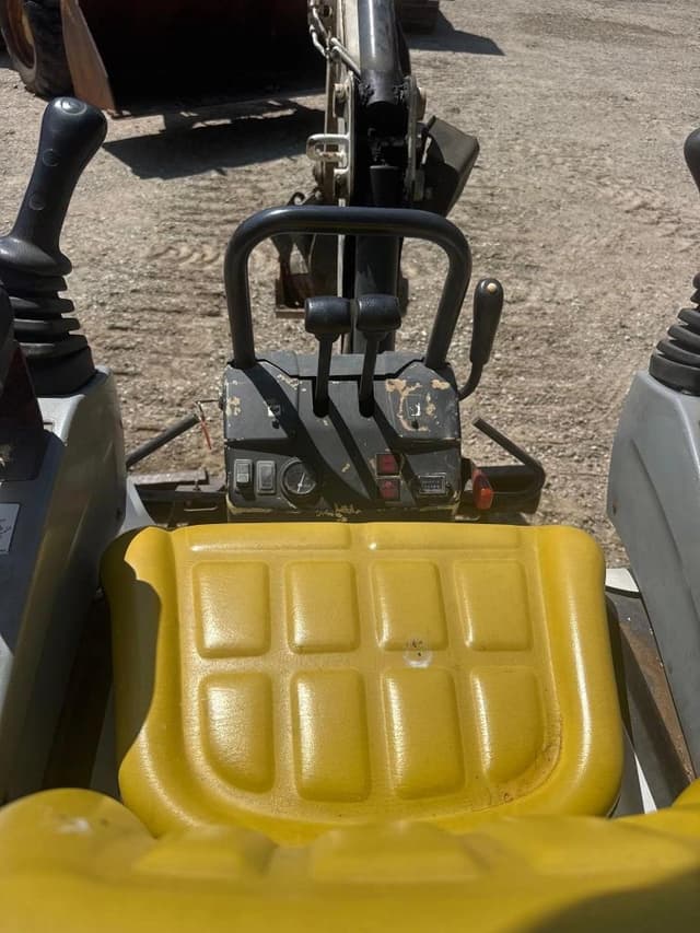 Image of Bobcat 418 equipment image 4