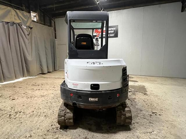Image of Bobcat E32 equipment image 3