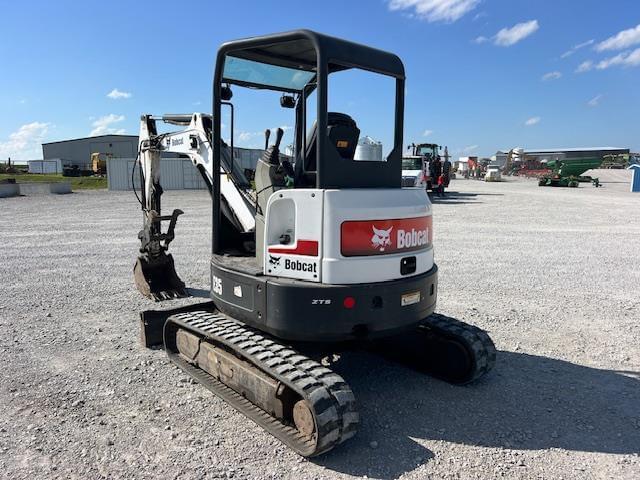 Image of Bobcat E35 equipment image 3