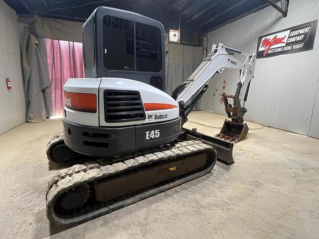 Image of Bobcat E45 equipment image 4