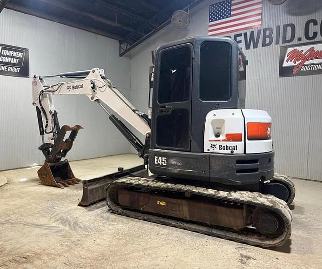 Image of Bobcat E45 equipment image 2