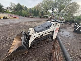 Image of Bobcat MT55 equipment image 2