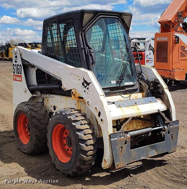 Image of Bobcat S160 equipment image 2
