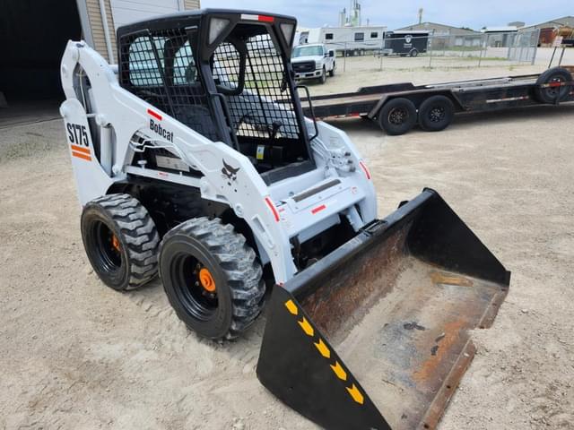 Image of Bobcat S175 equipment image 2