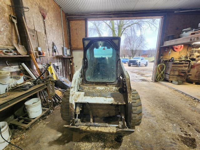 Image of Bobcat S205 equipment image 2