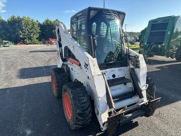 Image of Bobcat S300 equipment image 4
