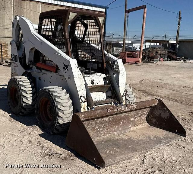 Image of Bobcat S300 equipment image 2