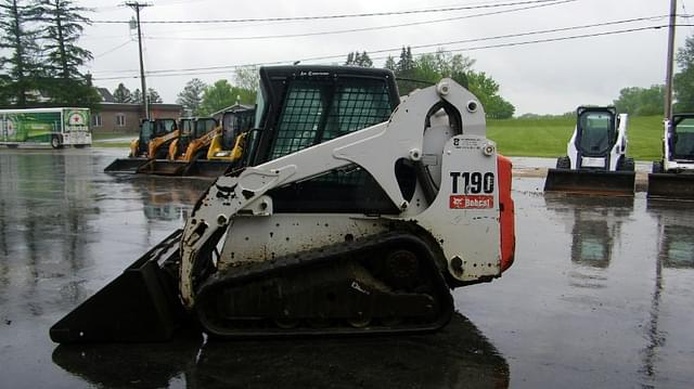 Image of Bobcat T190 equipment image 2