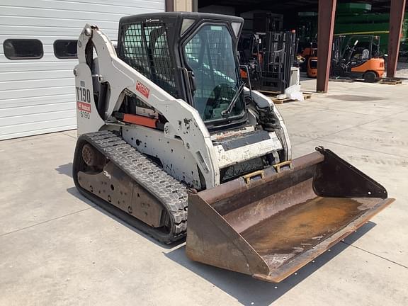 Image of Bobcat T190 equipment image 2