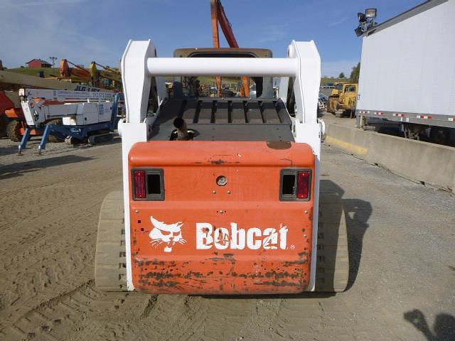 Image of Bobcat T300 equipment image 3