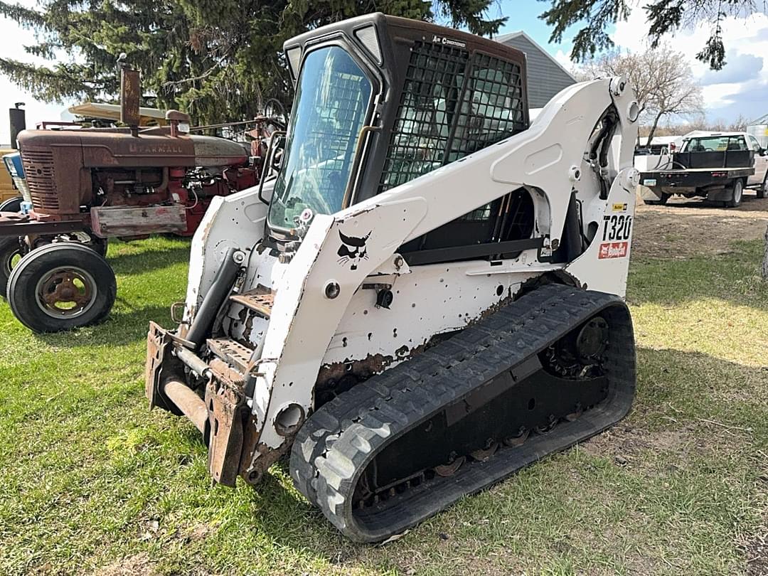Image of Bobcat T320 Primary image