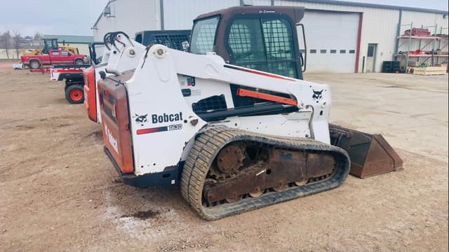 Image of Bobcat T630 equipment image 1
