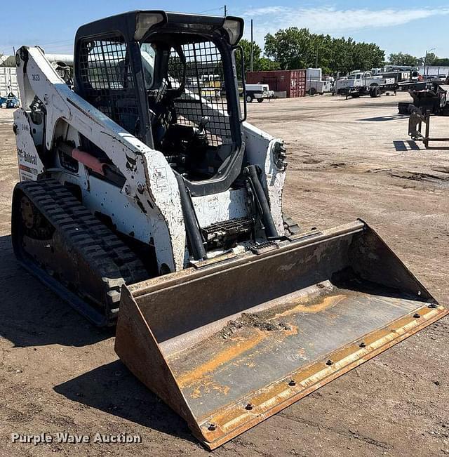 Image of Bobcat T650 equipment image 2