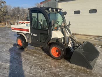 2010 Bobcat Toolcat 5600 Equipment Image0