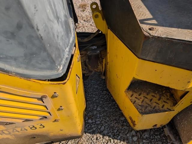 Image of Bomag BW120AD-4 equipment image 3